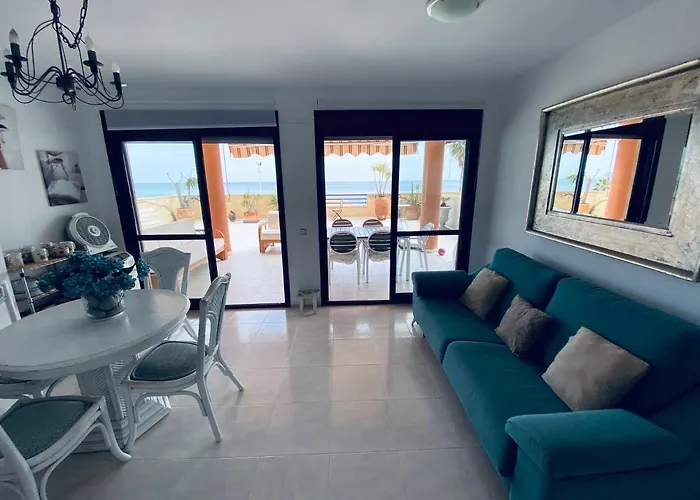 Primera Linea De Playa, Topacio 1 * Calpe